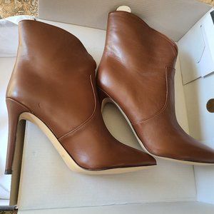 New Nine West Tolate ankle boots 6M